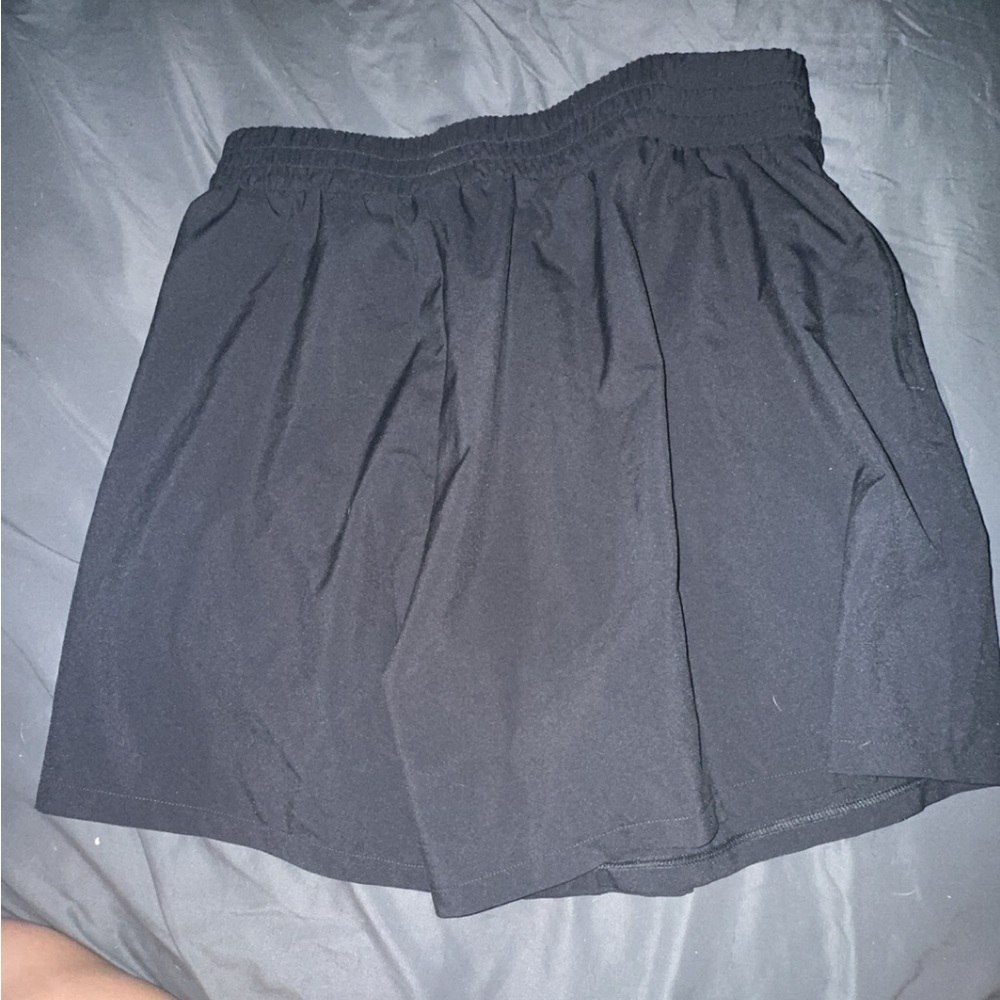 Black Gymshark shorts